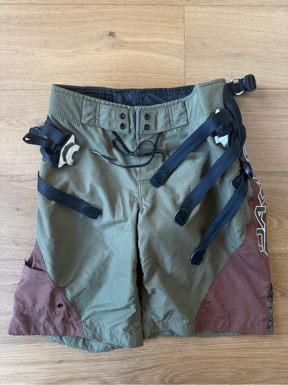 Dakine Nitrous Boardshort Windsurfing Harness Board Shorts 32 Waist